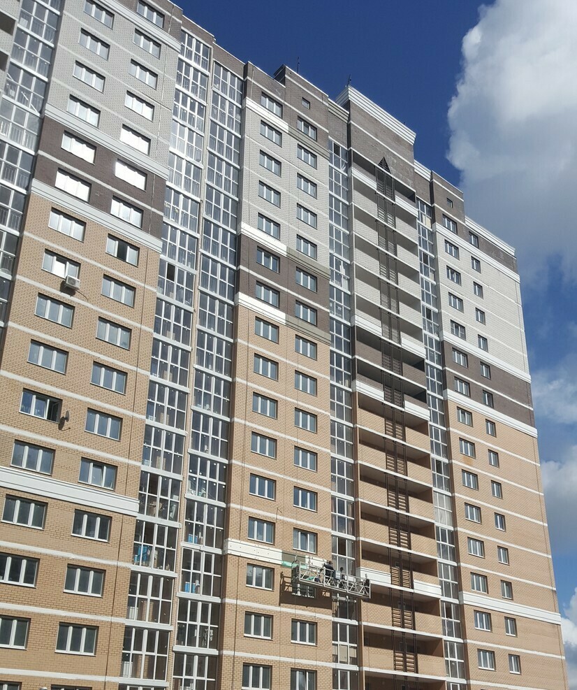 окраска плит перекрытия на высоте, окраска плит перекрытия альпинистами